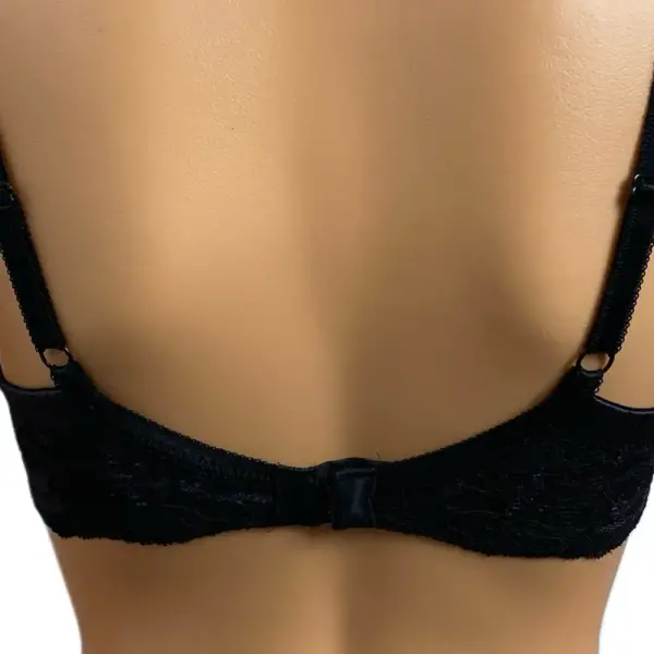 Wacoal Intimates Black Everyday Underwire Bra 30D